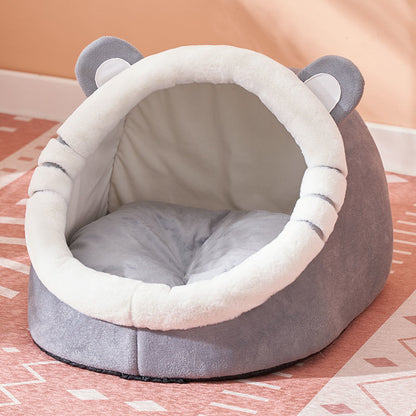Winter-Ready Semi-Enclosed Cat Bed for All Seasons