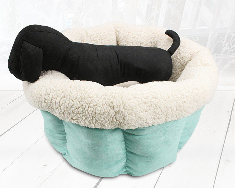Luxury Soft Cat and Dog Bed for All Seasons